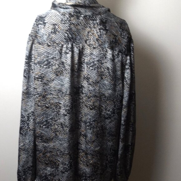 Elementz Metallic Print Pleated Blouse – Size Large – Chic Gray Gold Black Top - Picture 3 of 6